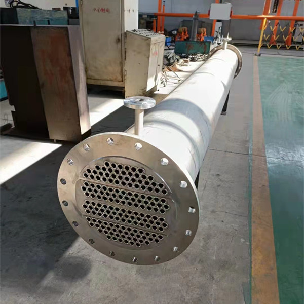 Tantalum Grade 2 Tubular Titanium Heat Exchanger Evaporator For Urea Plant